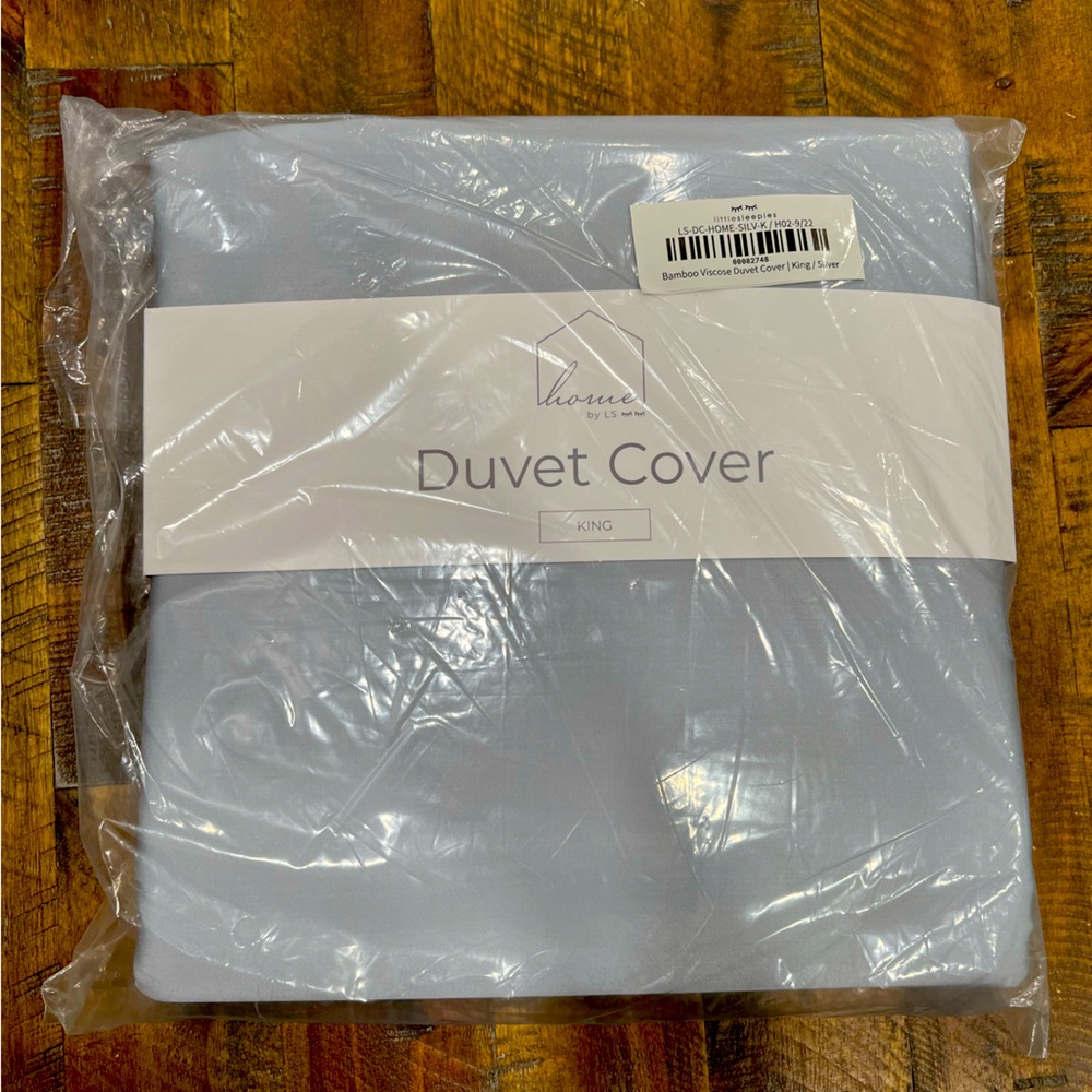 NWT Little Sleepies King Duvet